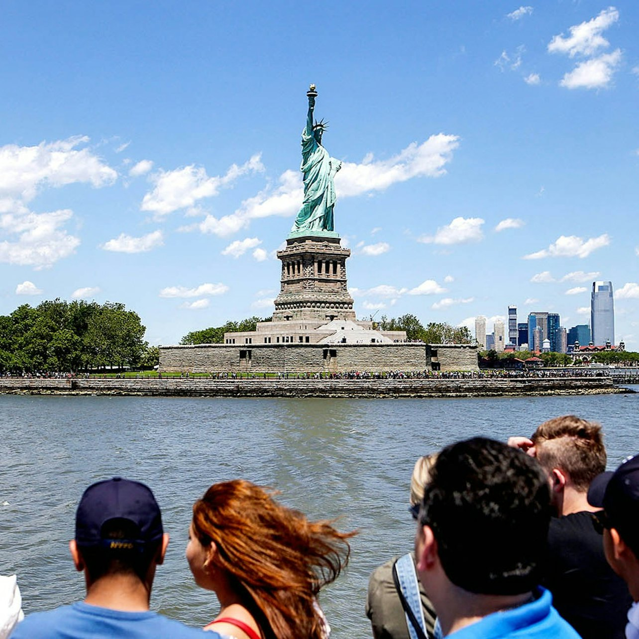 Statue of Liberty: Guided Express Tour + Roundtrip Ferry Ticket - Photo 1 of 6